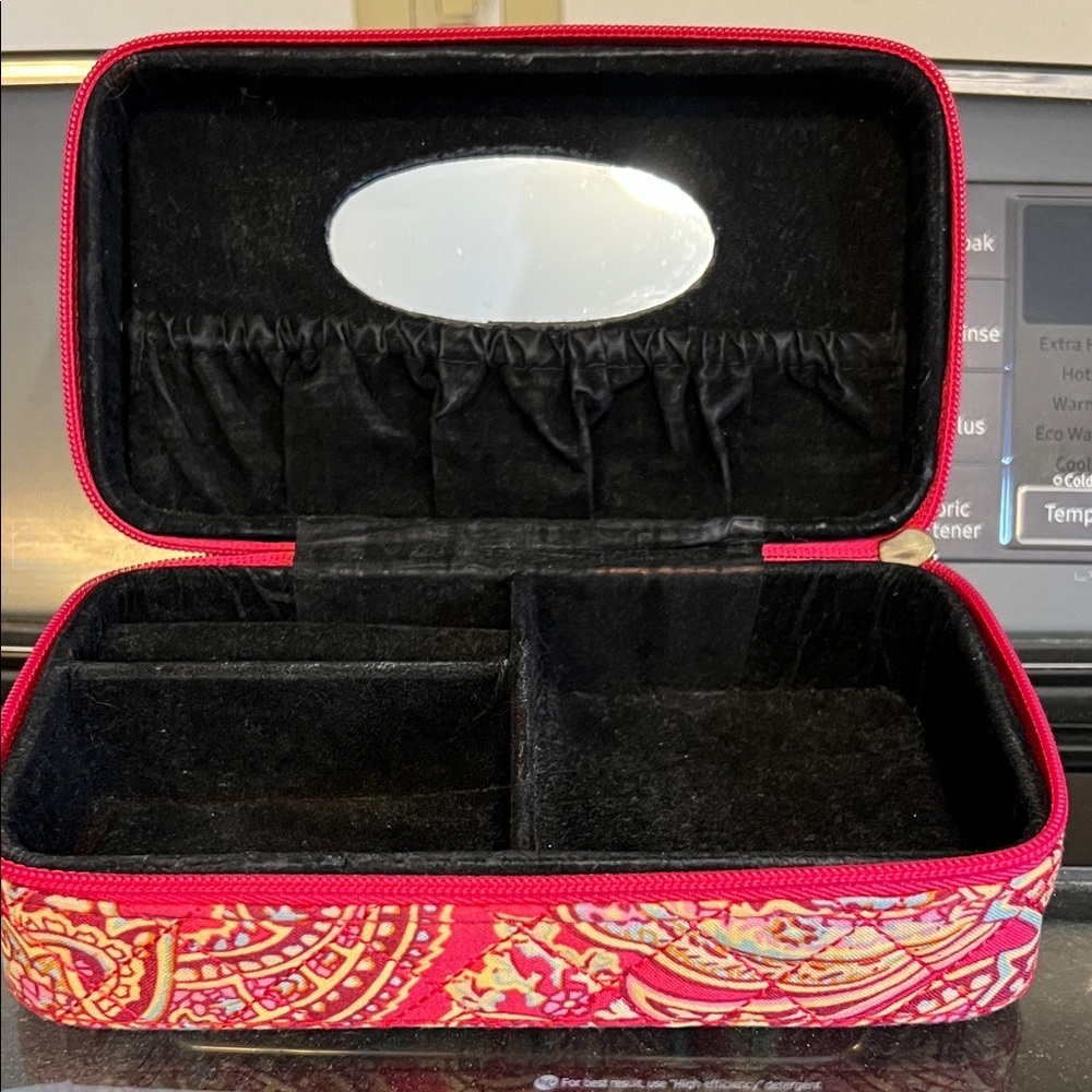 Elegant Pink Paisley Jewelry Organizer with Zip